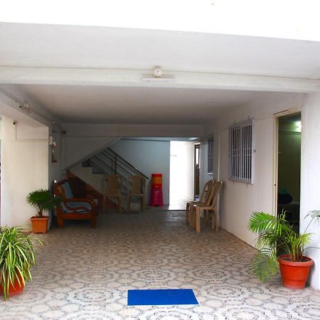 Gangotri Guest House Aurangabad  Zewnętrze zdjęcie